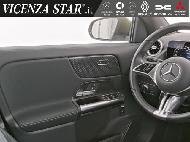 MERCEDES-BENZ GLA 180 d PROGRESSIVE SPORT