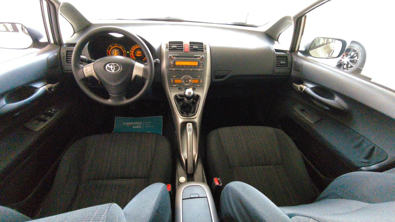 Toyota Auris 1.4 D-4D 5 porte Sol MY'08