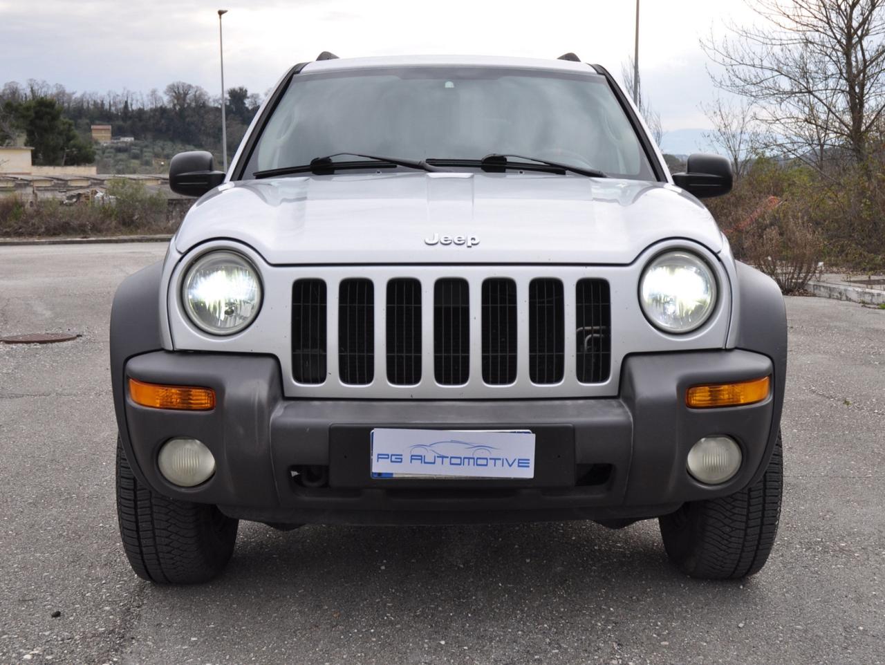 Jeep Cherokee 2.5 CRD Sport