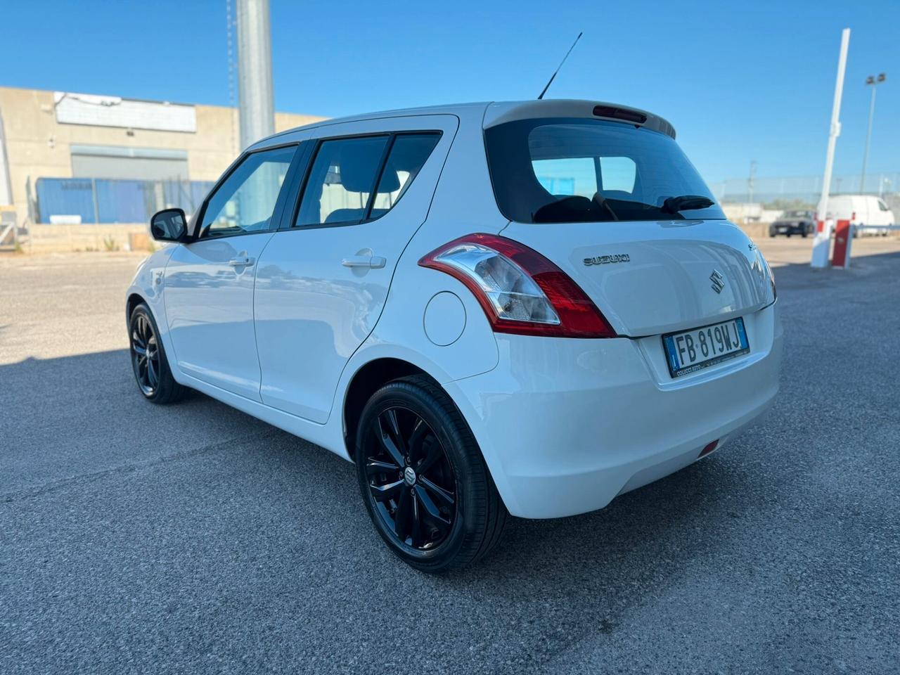 Suzuki Swift 1.3 DDiS 5 porte B-Cool