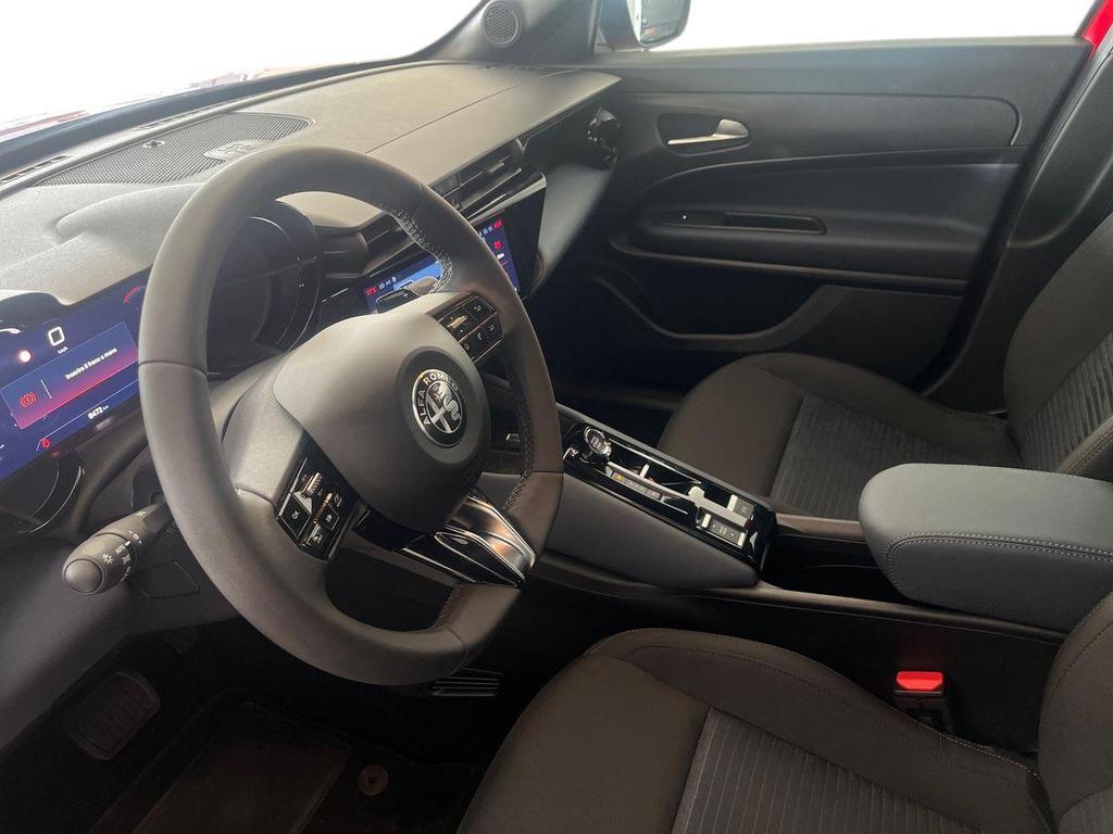 Alfa Romeo Junior 1.2 ibrida 136cv edct6