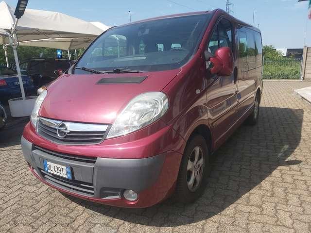 Opel Vivaro 8 posti automatico