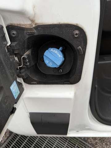 Nissan NV400 35C16 2.3dCi EVI Container 4400x2100x2350 kg 770