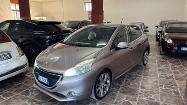 Peugeot 208 1.6 e-HDi 92 CV Stop&Start 5 porte Allure