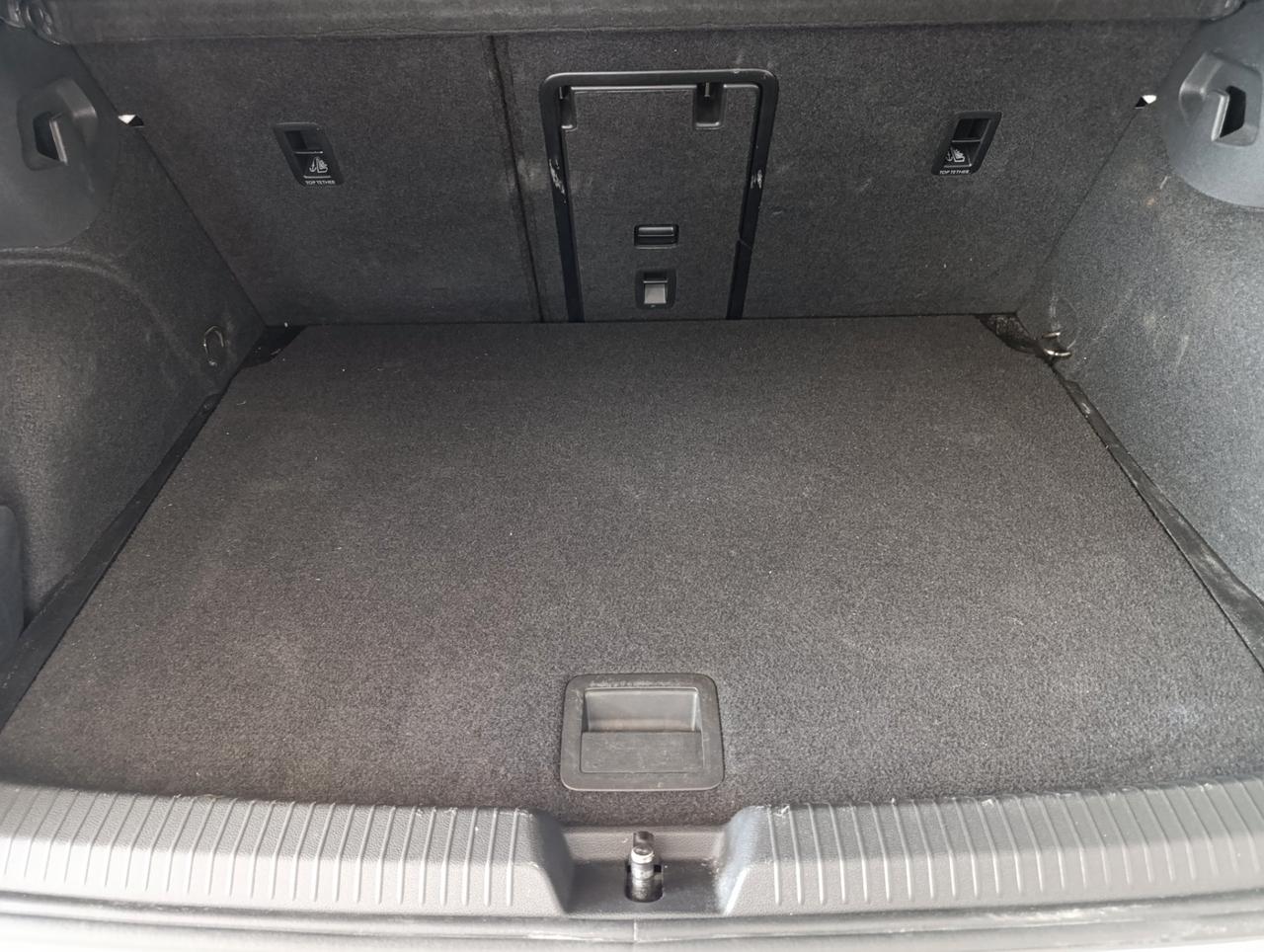 Volkswagen Golf 1.5 etsi evo R-Line 150cv dsg