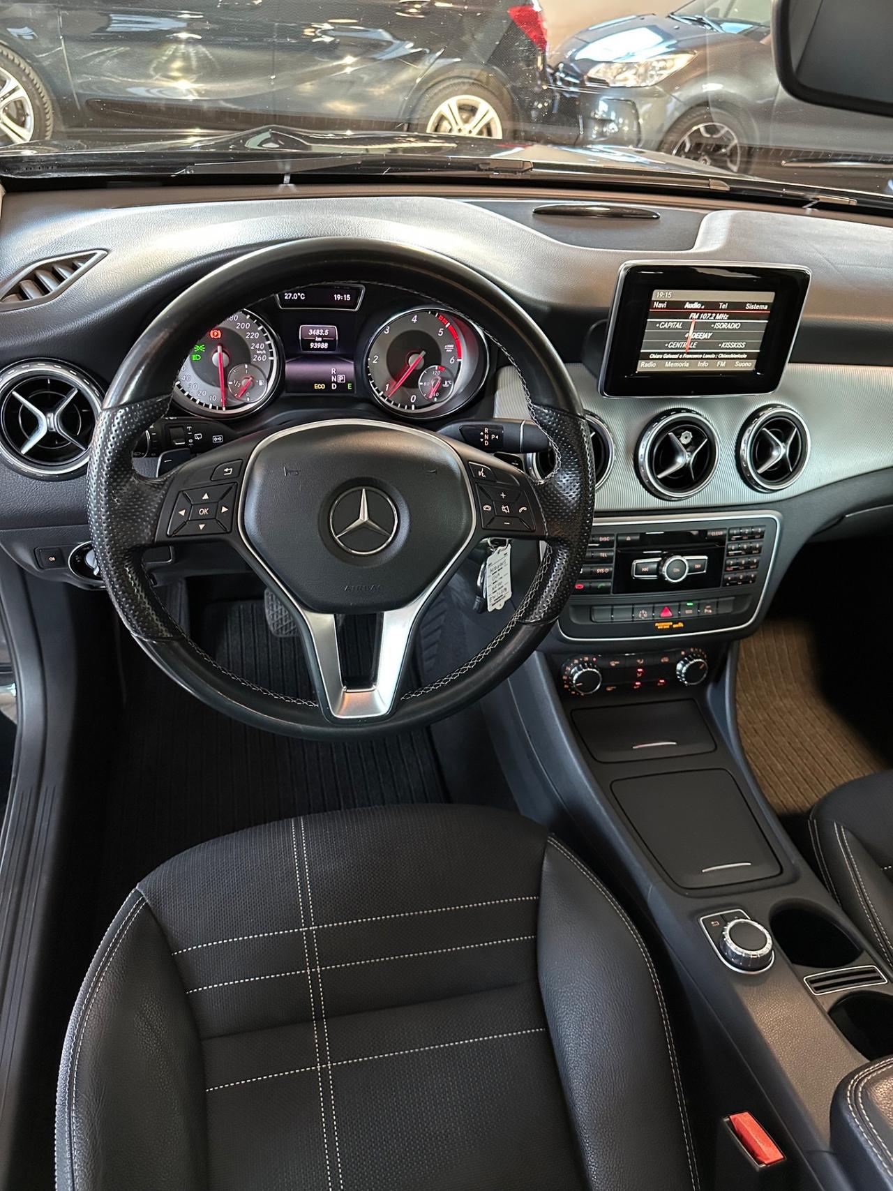Mercedes-benz CLA 200 CLA 200 CDI Automatic Premium
