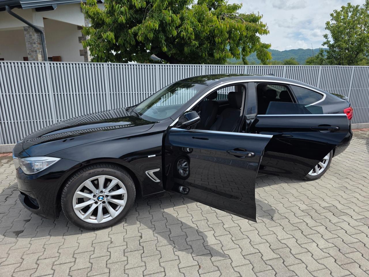Bmw 320 320d xDrive Modern perfetta e garantita 12M
