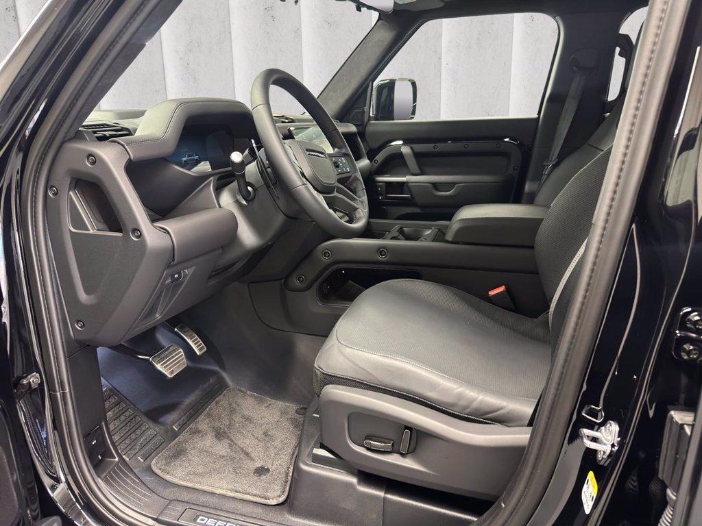 LAND ROVER Defender (2019) LAND ROVER 110 4.4 V8 635 CV AWD Auto OCTA Black del 2026