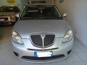 Lancia Ypsilon 1.2 Argento