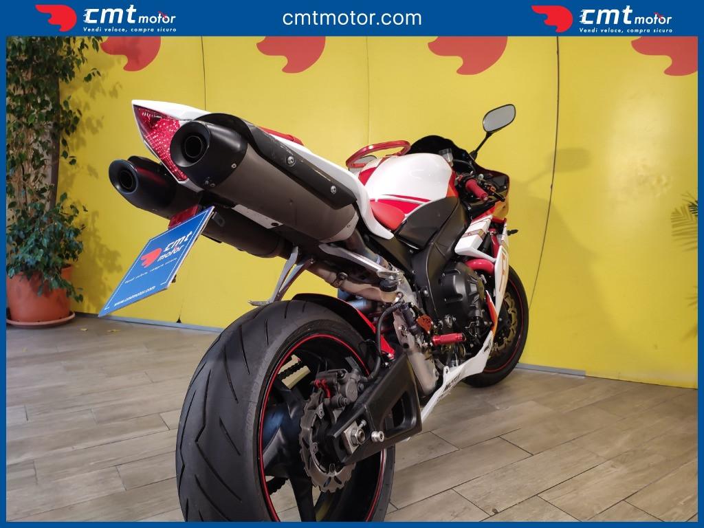 Yamaha YZF R1 - 2010