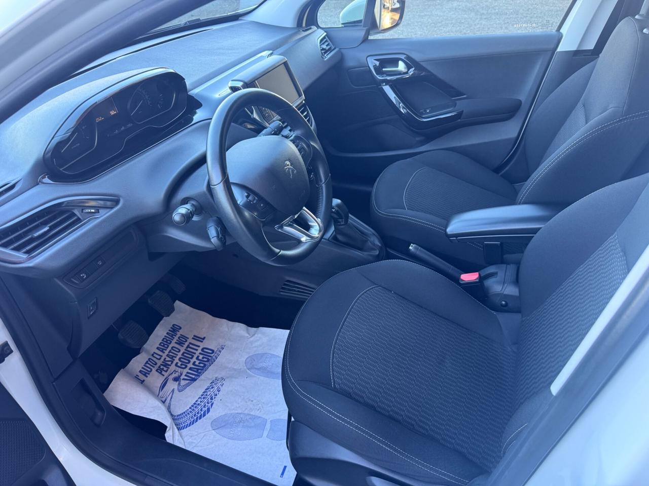 Peugeot 208 82 cv 5 porte Allure