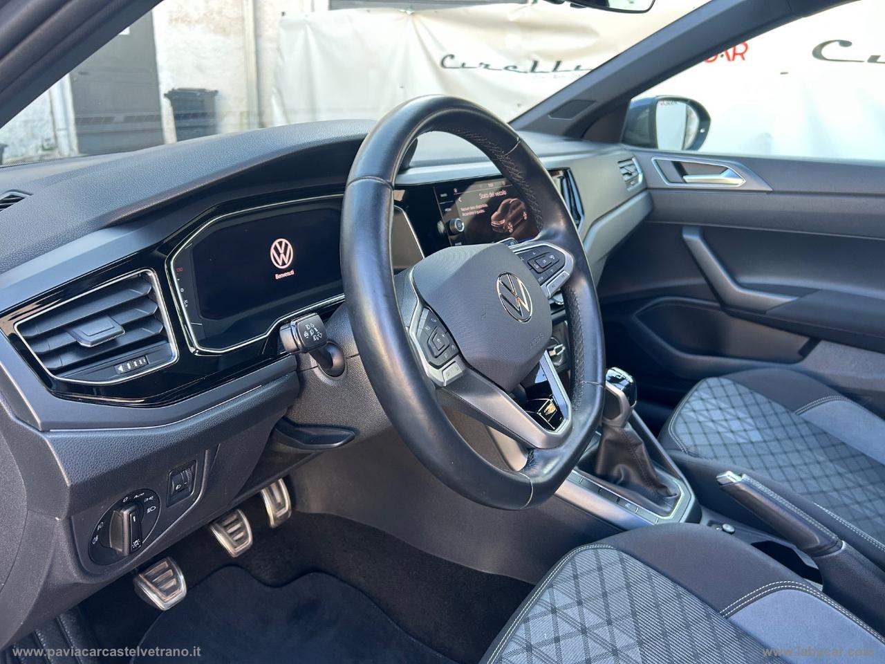 VOLKSWAGEN Taigo 1.0 TSI 110 CV R-Line