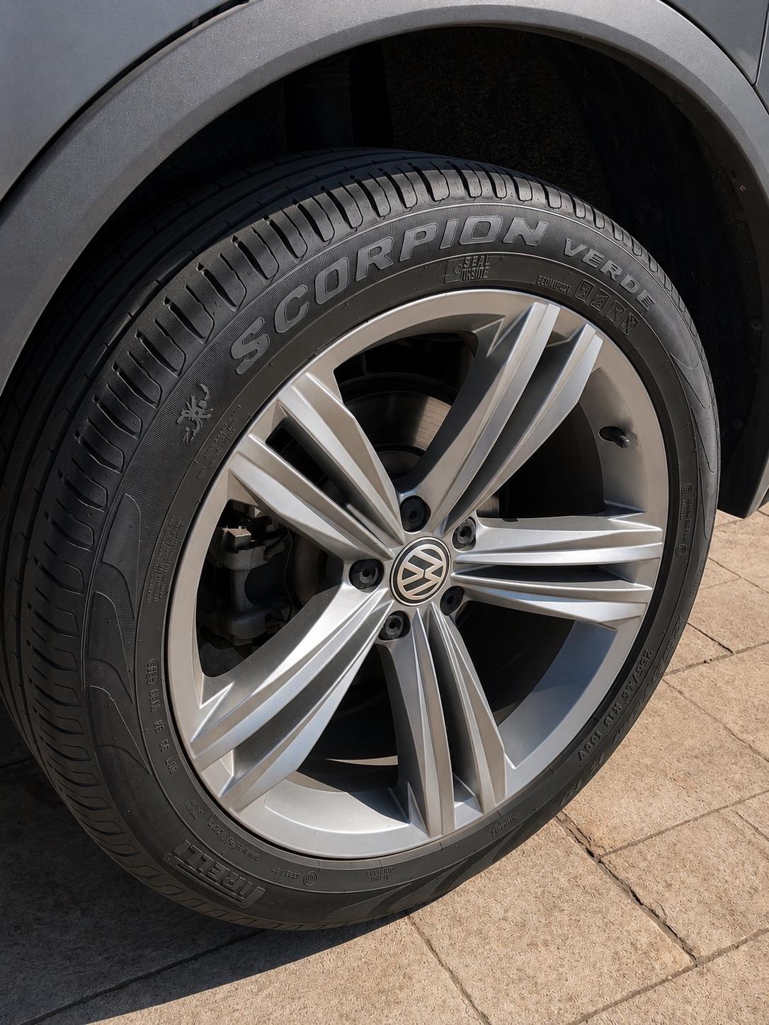 Volkswagen Tiguan 2.0 TDI SCR DSG 4MOTION Advanced BMT