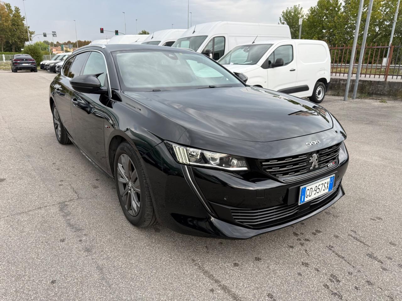 Peugeot 508 BlueHDi 160 Stop&Start EAT8 SW Business