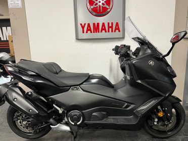 Yamaha TMAX 560
