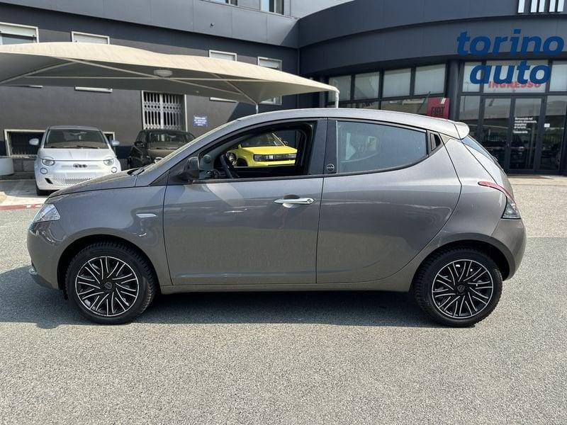 Lancia Ypsilon 1.0 FireFly 70cv S&S Hybrid GOLD