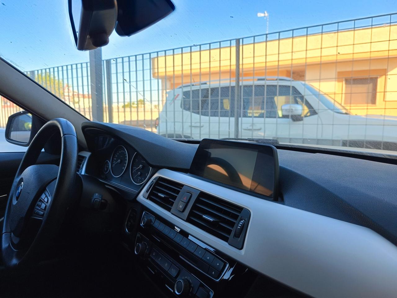 Bmw 316 318d Touring anno 2016