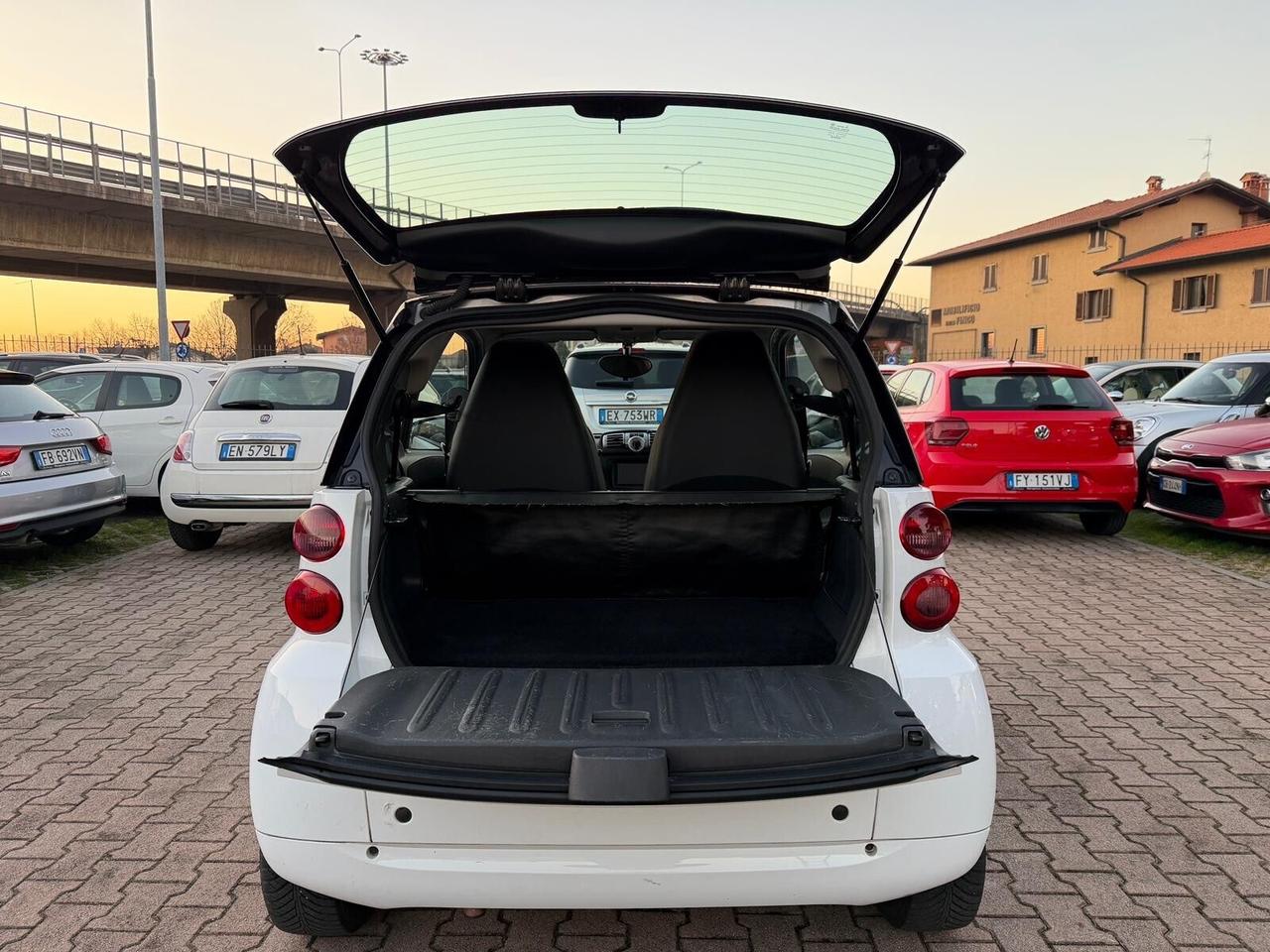 Smart ForTwo 800 40 kW coupé pure cdi OK NEOPATENTATI