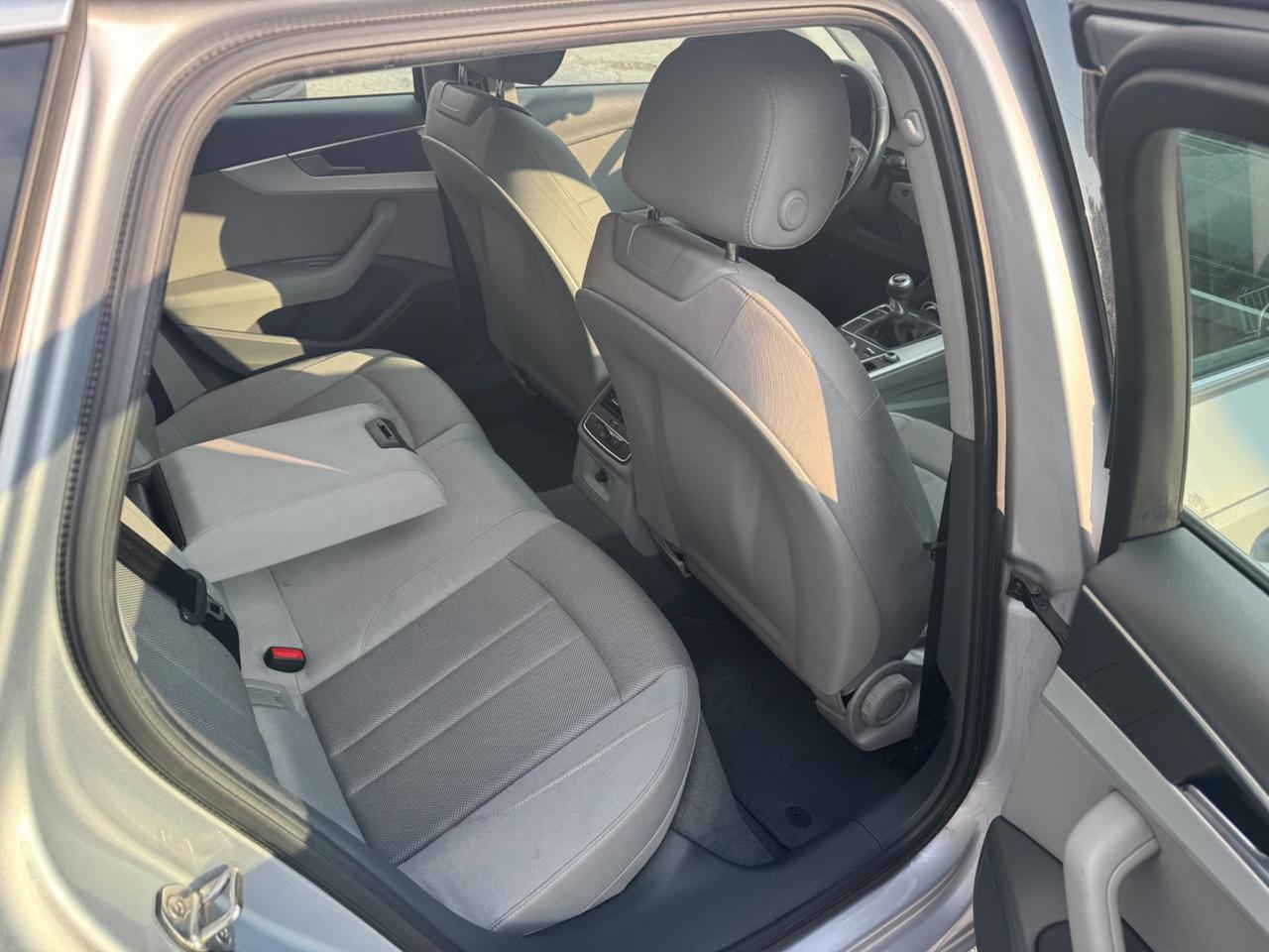 Audi A4 2.0 TDI 150 CV ultra Business