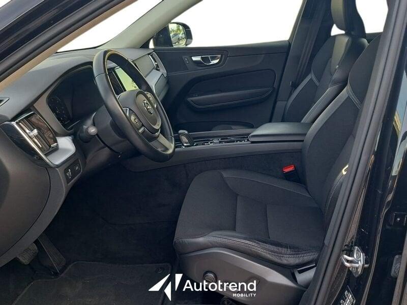 Volvo XC60 B4 197+14 CV AWD Mild Hybrid Diesel Automatico Momentum Pro