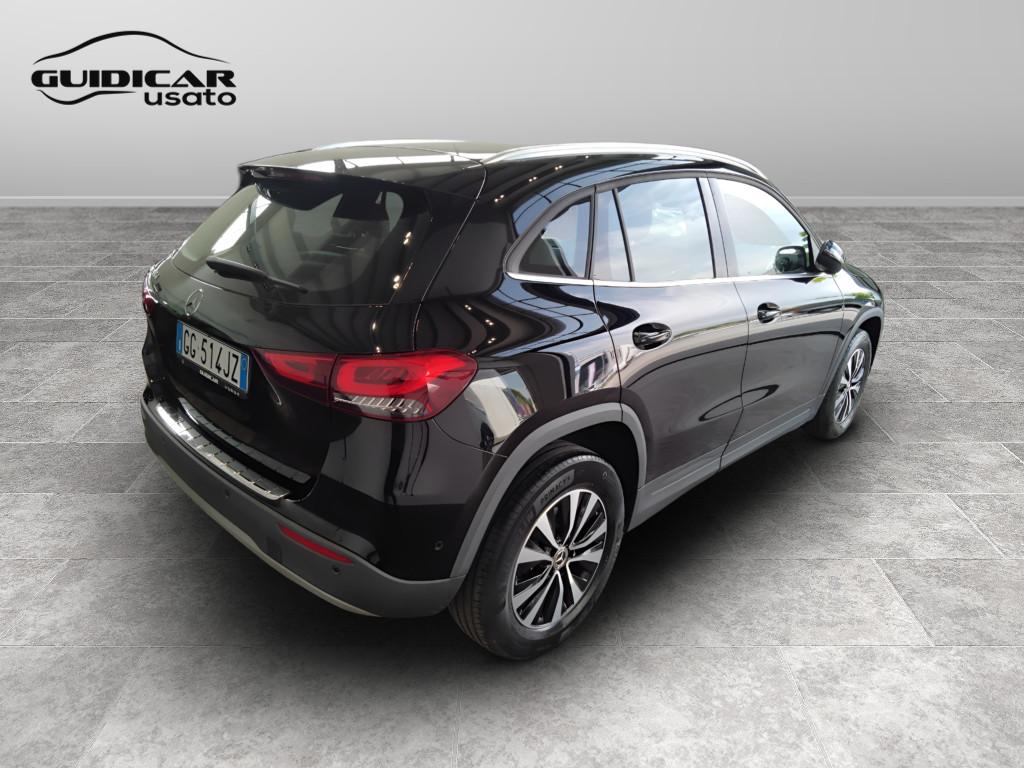 Mercedes-Benz GLA-H247 2020 - GLA 180 d Sport auto