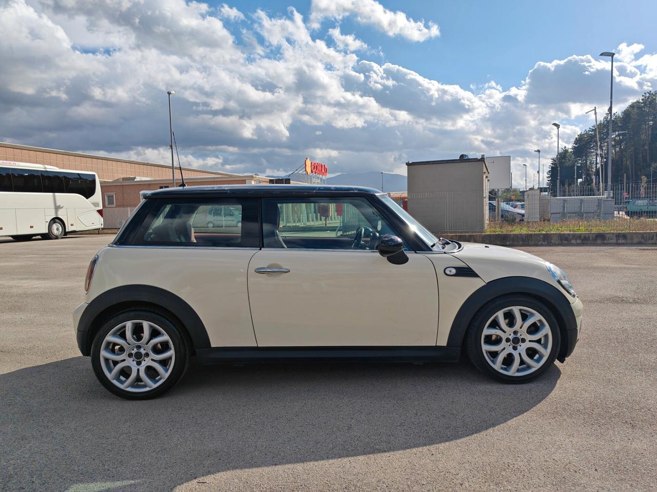 Mini 1.6 16V Cooper D Chili