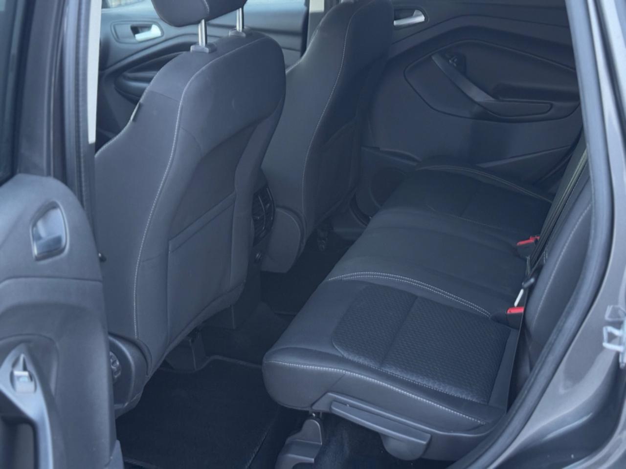 Ford Kuga 1.5 TDCI 120 CV 2WD Business MANUALE!