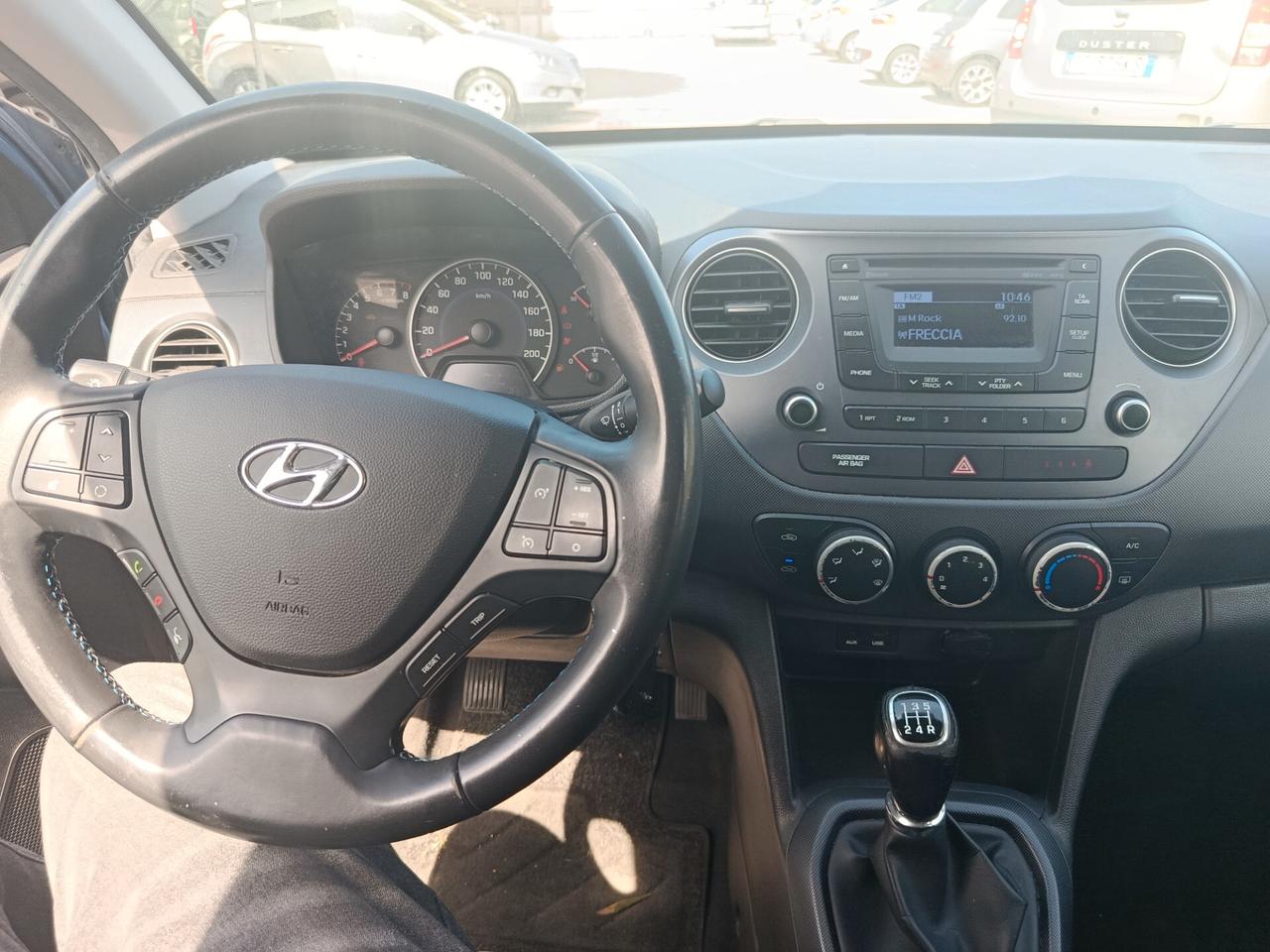 Hyundai i10 1.0 MPI Sound Edition