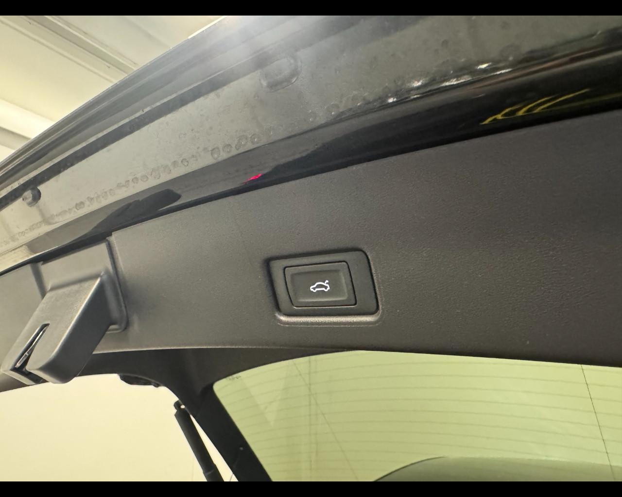 AUDI Q4 SPORTBACK 40 E-TRON BUSINESS ADVACNED