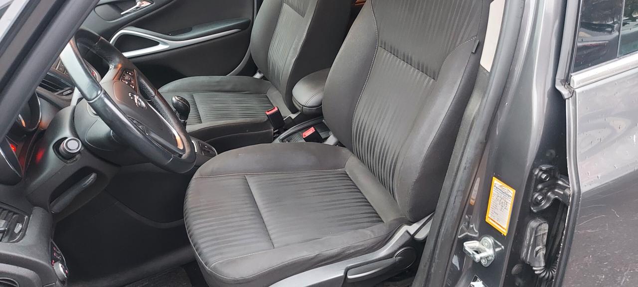 Opel Zafira Tourer 2.0 CDTi 110CV 7 POSTI COSMO