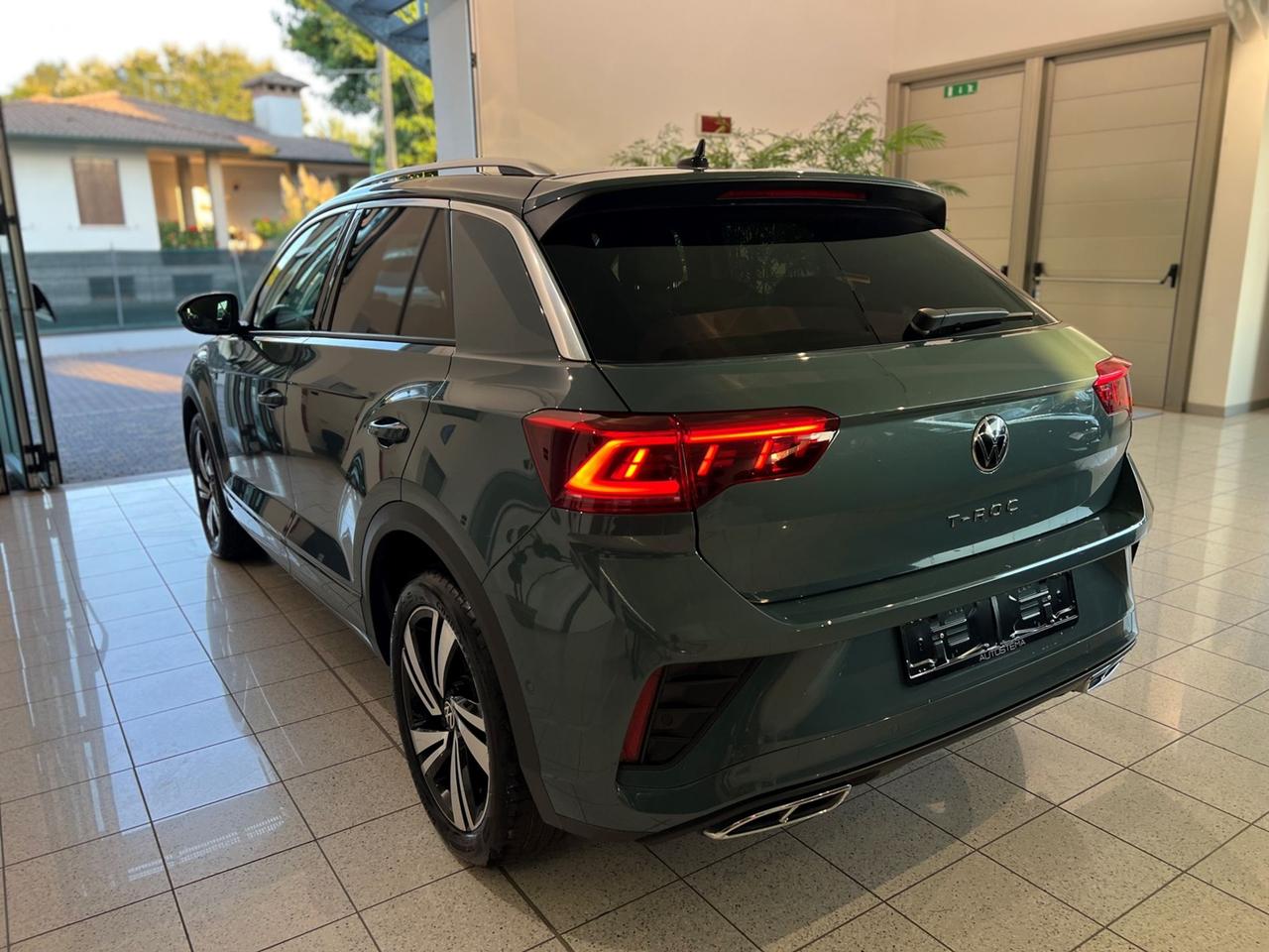 VOLKSWAGEN T-Roc 2022 1.5 tsi R-Line dsg - PARI AL NUOVO!