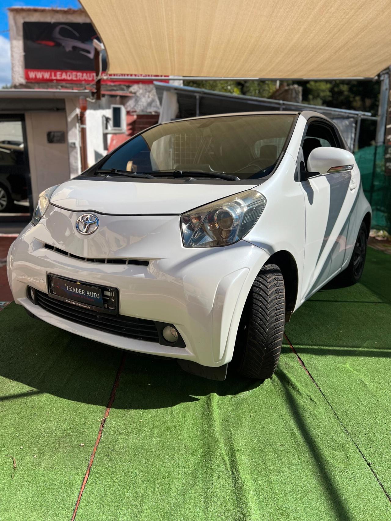 Toyota iQ 1.0 Multidrive