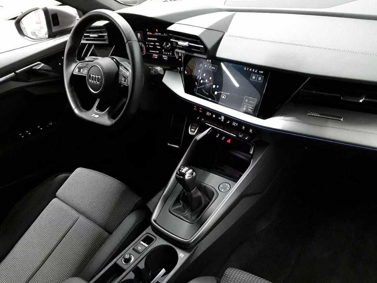 Audi A3 SPB 30 TDI S line edition
