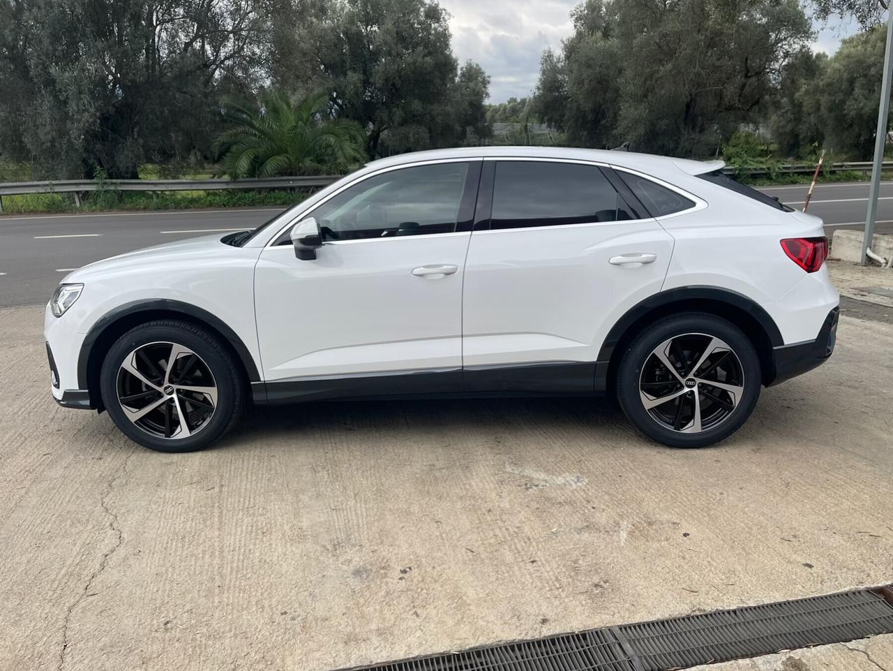 Audi Q3 SPB 35 TDI S tronic Business Plus