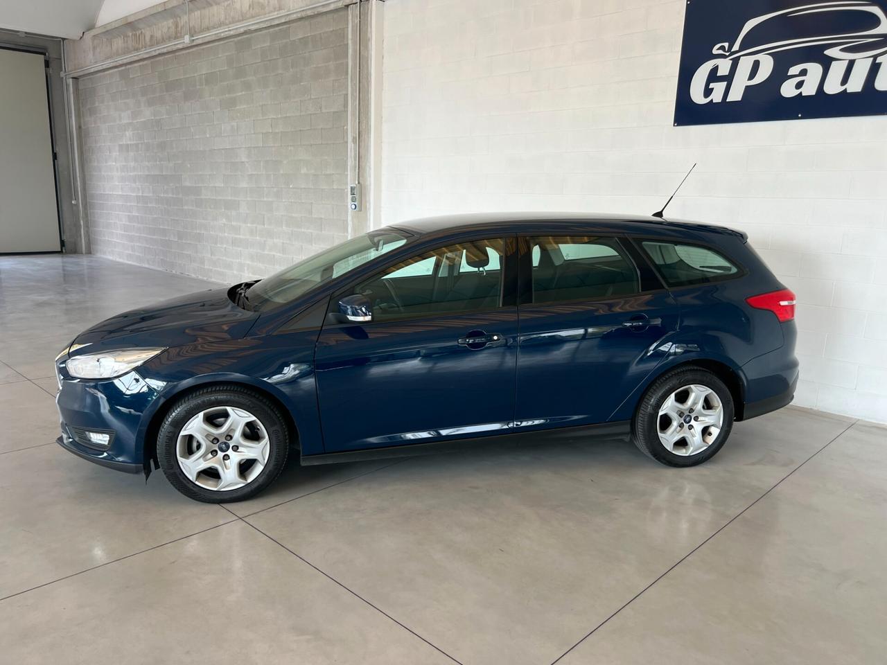 Ford Focus 1.0 EcoBoost 100 CV Start&Stop SW Plus ok neopatentati unico proprietario