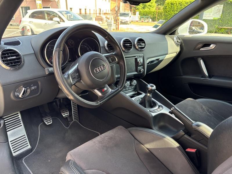 Audi TT Coupe Cabrio 1.8 S-line tfsi XENO-NAVI-19"
