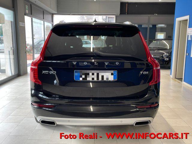 VOLVO XC90 T8 Twin Engine AWD Geartronic 7 posti Momentum