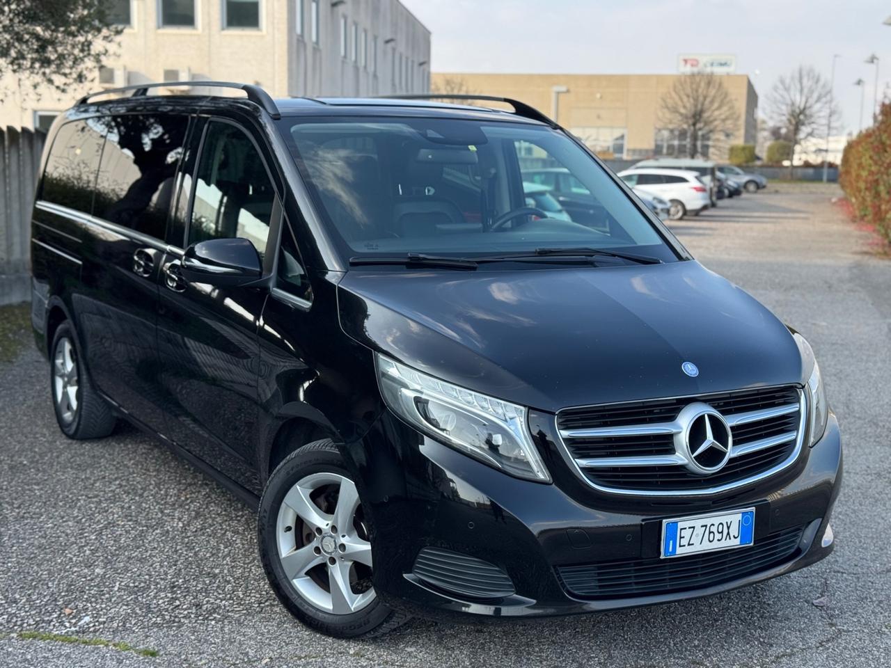 Mercedes V 220 CDI Premium Long 8 Posti