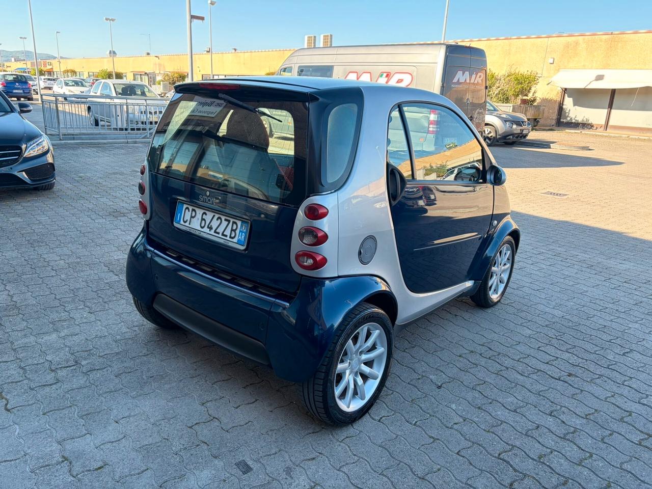Smart ForTwo 700 coupé pure (45 kW)