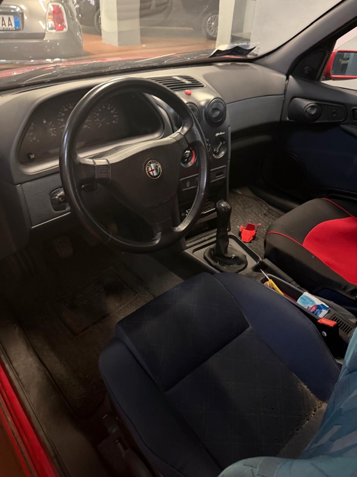 Alfa Romeo 146 1.4i 16V Twin Spark cat L