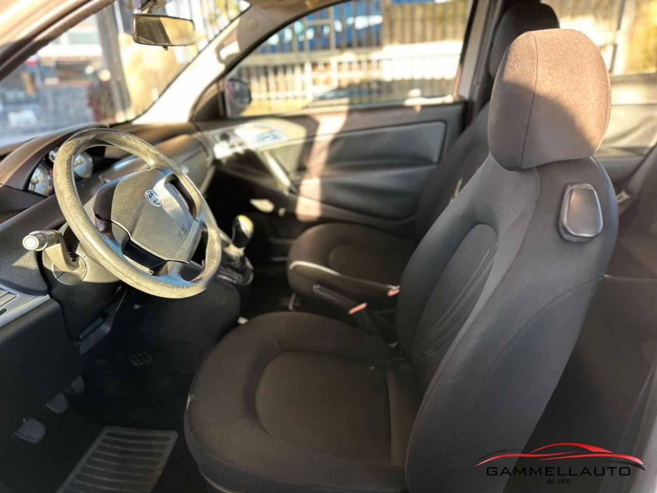 Lancia Ypsilon 1.3mjt Unyca 75cv