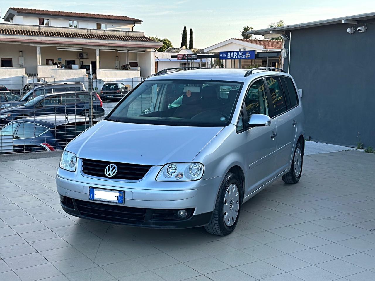 Volkswagen Touran 2.0 16V TDI DSG Highline Garanzia 12 Mesi