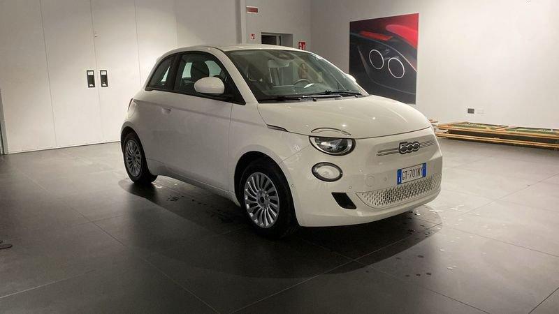 FIAT 500 500e Berlina 42 kWh
