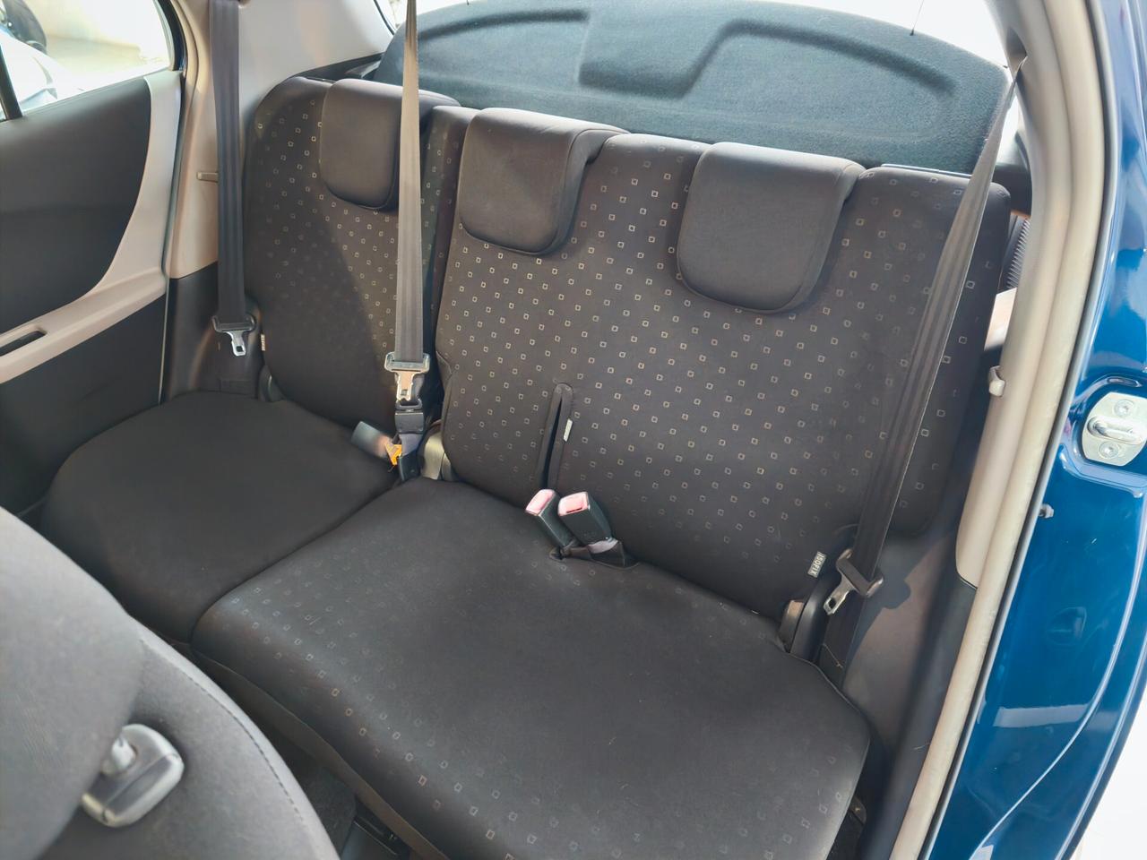Toyota Yaris 1.0 5 porte