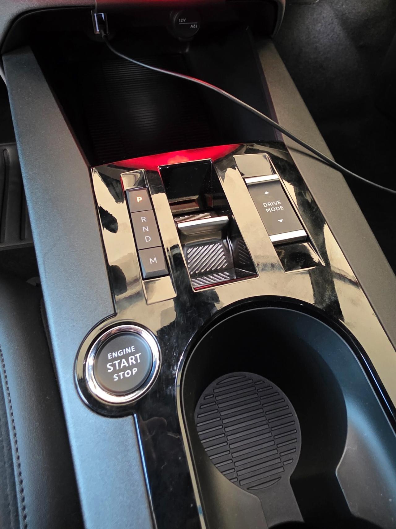 NUOVA Lancia Ypsilon Hybrid e-DCT