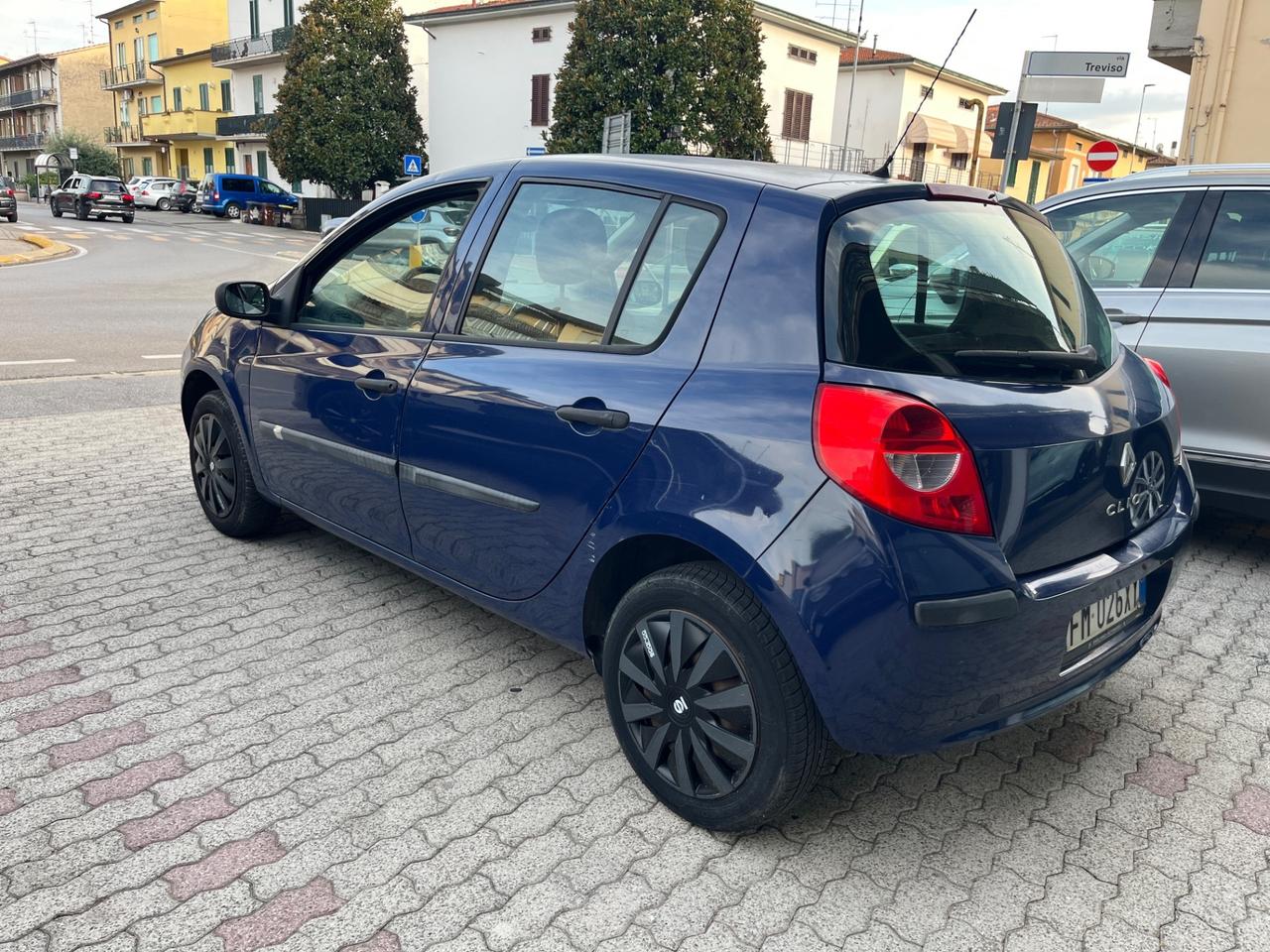 Renault Clio Storia 1.2 16V 5 porte Dynamique