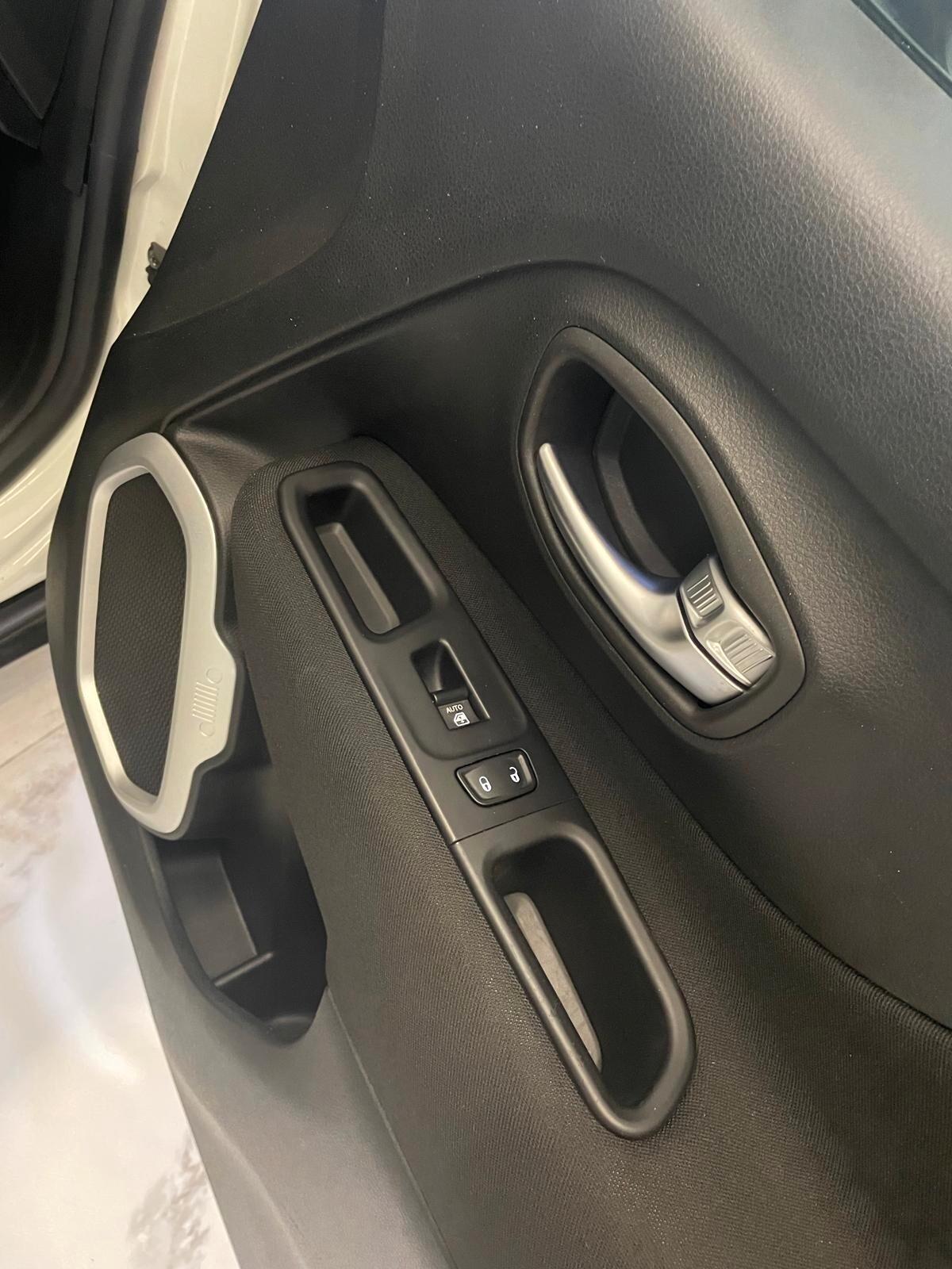 Jeep Renegade 1.6 Mjt 120 CV Longitude