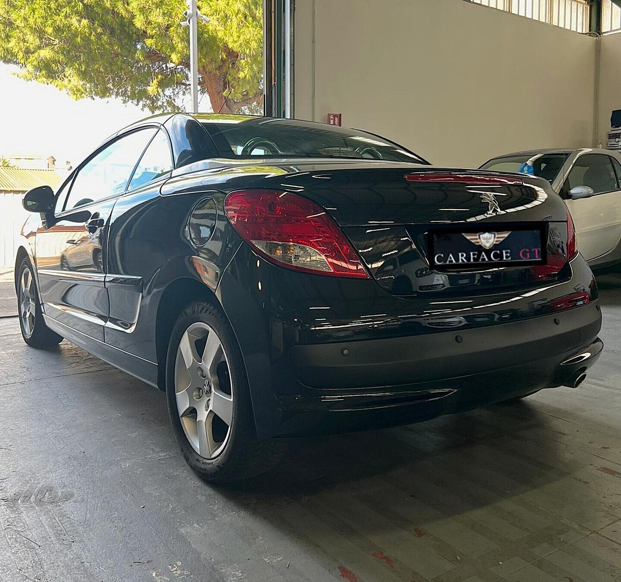 Peugeot 207 1.6 112CV CABRIOLET - 2011