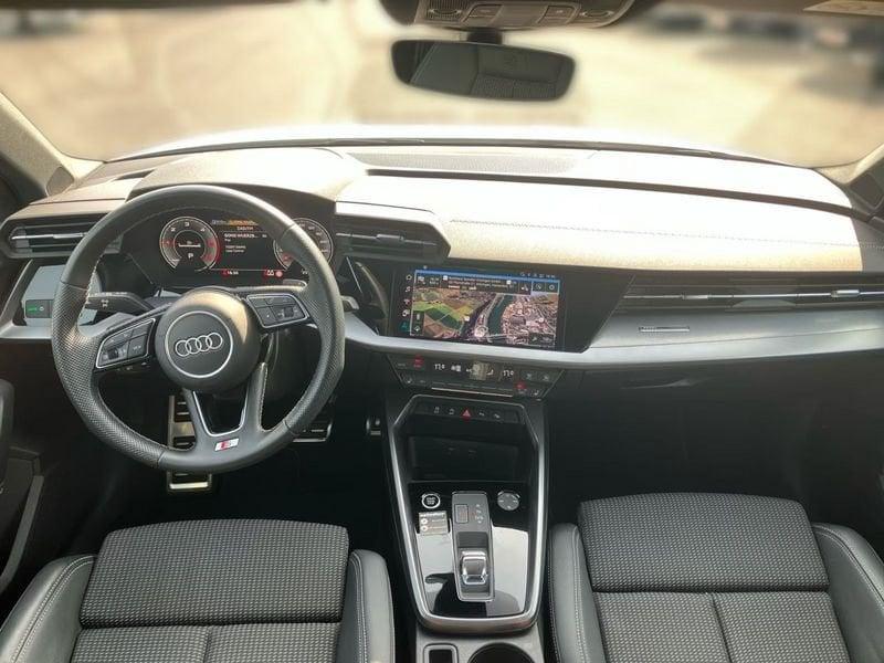 Audi A3 A3 SPB 30 TDI S line edition Black Pack 18" Cockpit