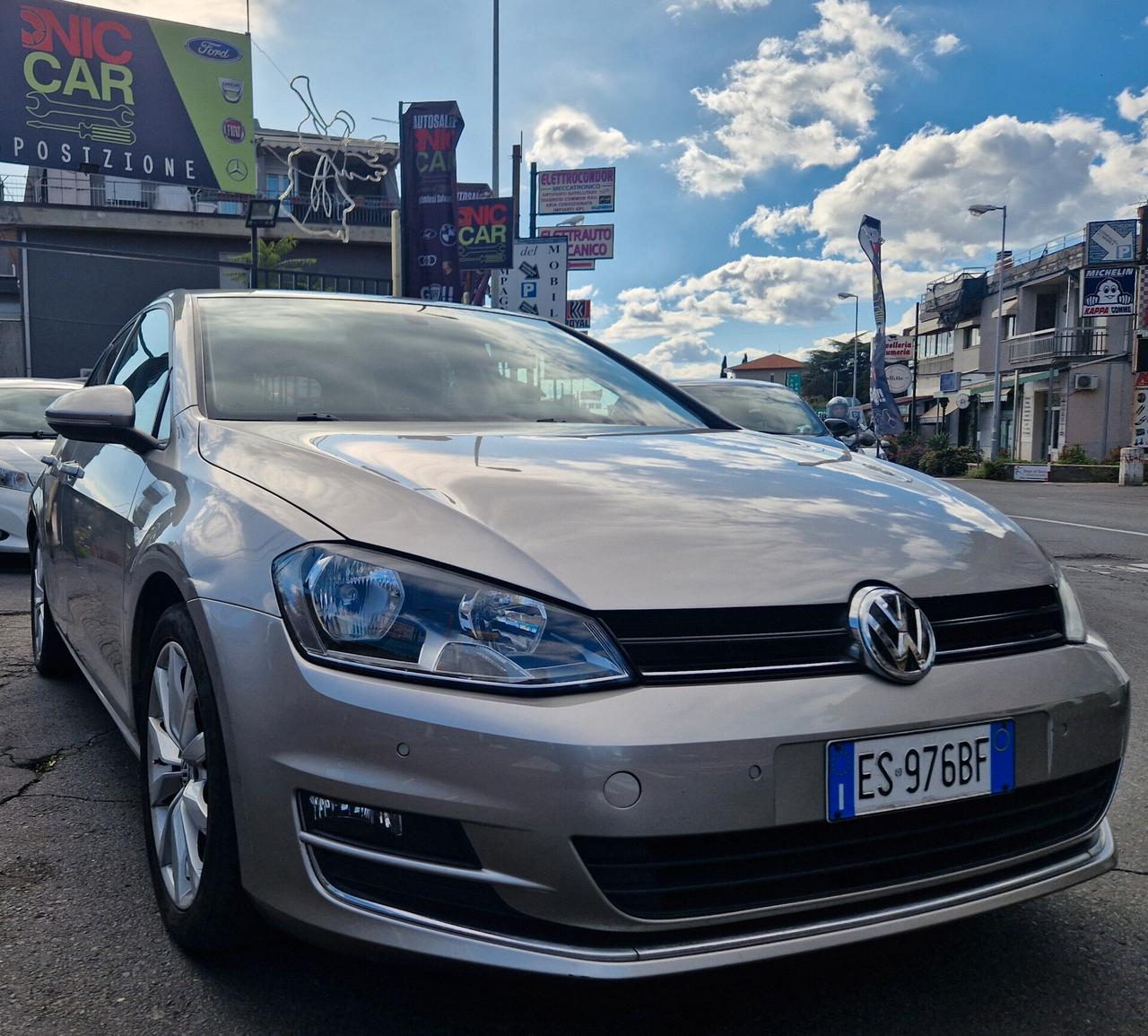 Volkswagen Golf 1.6 TDI 5p. 4MOTION Highline BlueMotion Technology